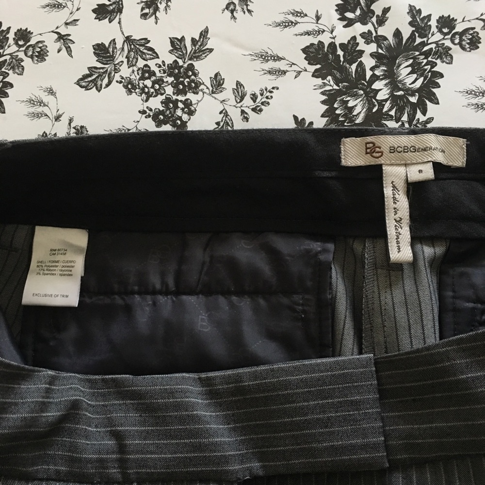 Bcbgeneration Gray Pinstriped Lightweight Pants 8 - image 7